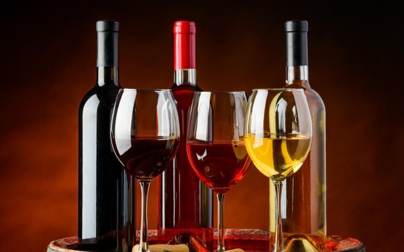 Wine & Dessert Pairings: The Latest Trends For 2018 - Sift Dessert Bar