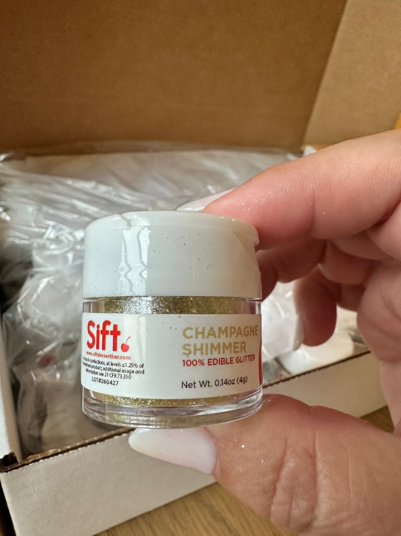 Champagne Shimmer Edible Glitter