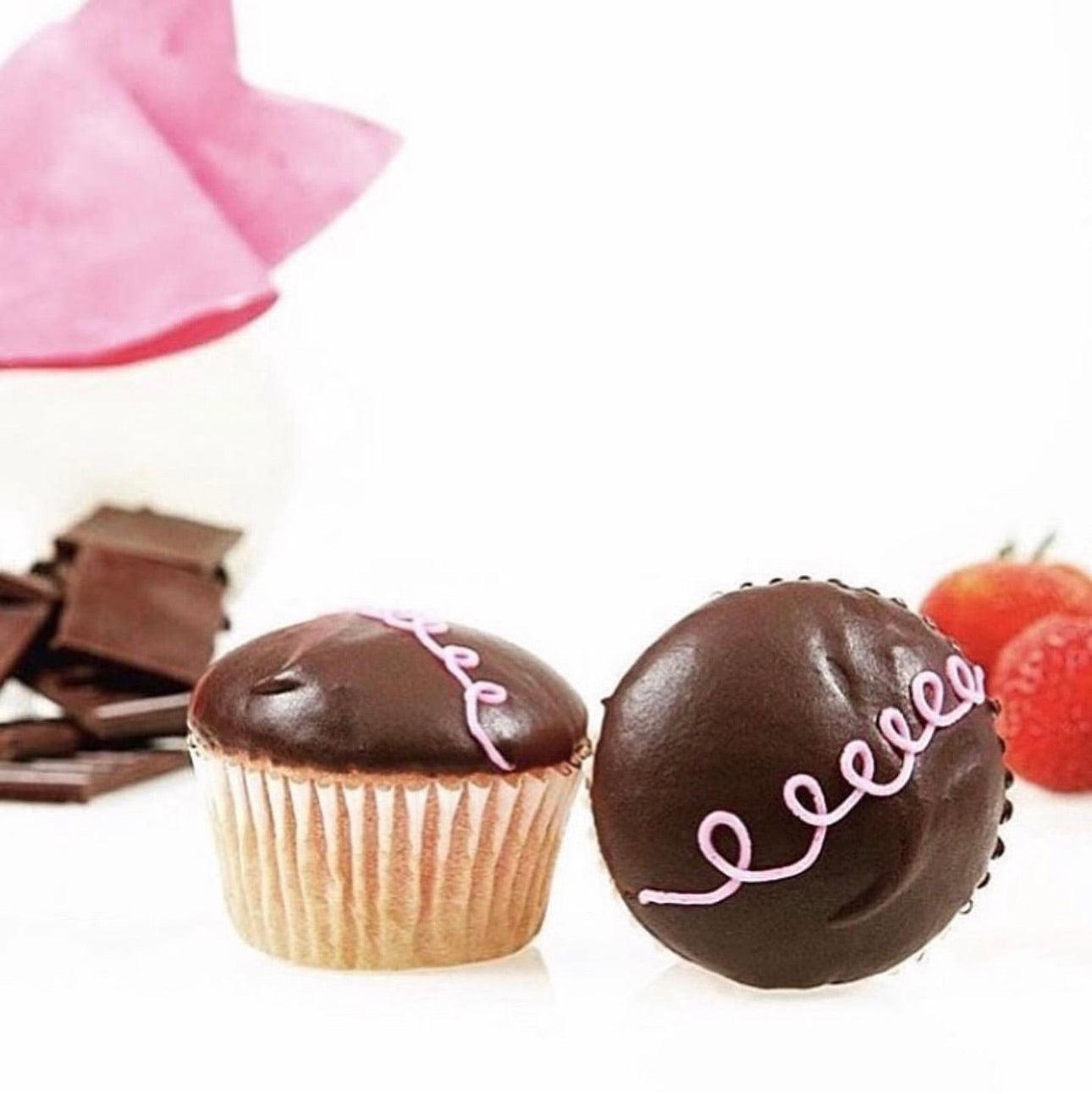 Chocolate Covered Strawberries | Cupcakes - Sift Dessert Bar