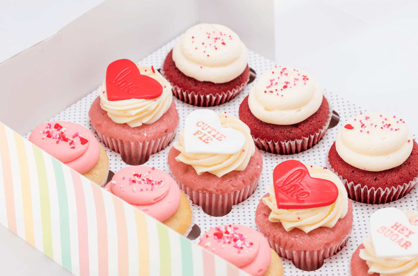 Valentine Cupcakes | Lots of Love - Sift Dessert Bar